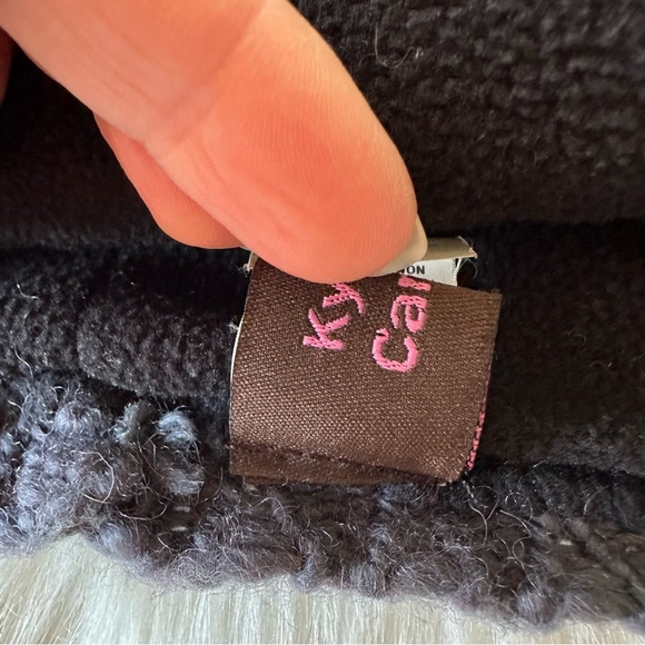 Kyi Kyi Beanie Hat Fox Fur Pom Pom - Picture 5 of 7